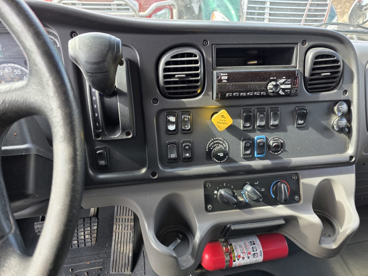 2020 Freightliner M2 106 in Bensalem, PA — photo 14