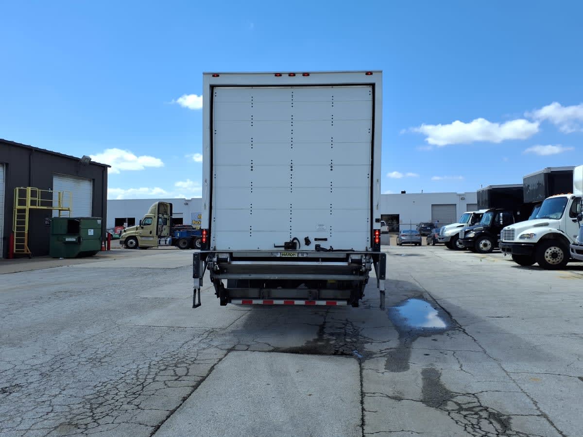 2020 Freightliner M2 106 in Fort Worth, TX — photo 5