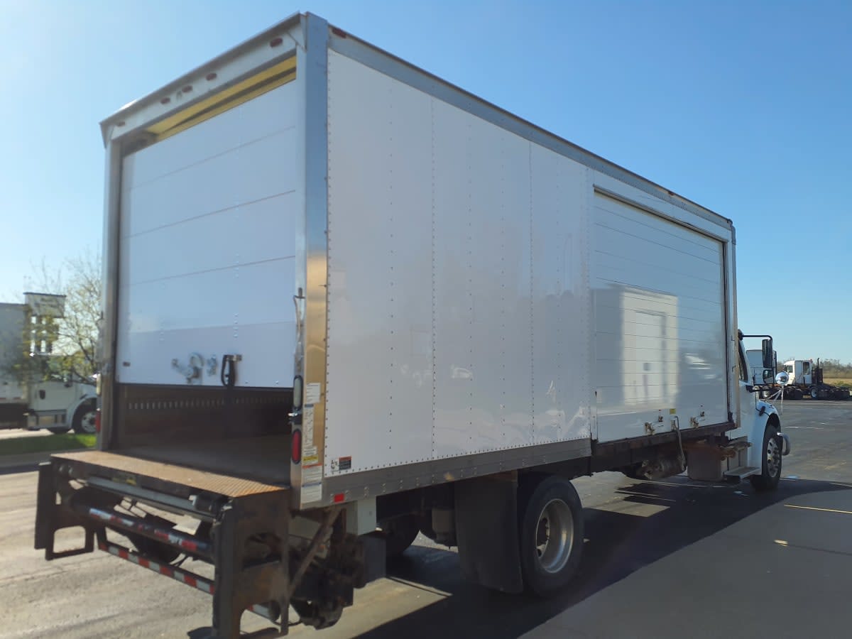 2020 Freightliner M2 106 in Altoona, IA — photo 4