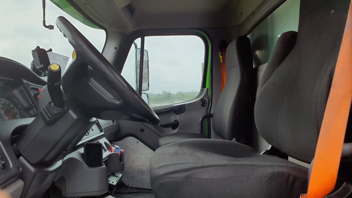 2020 Freightliner M2 106 in Birmingham, AL — photo 8