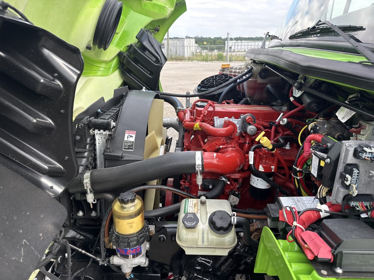 2020 Freightliner M2 106 in Birmingham, AL — photo 10