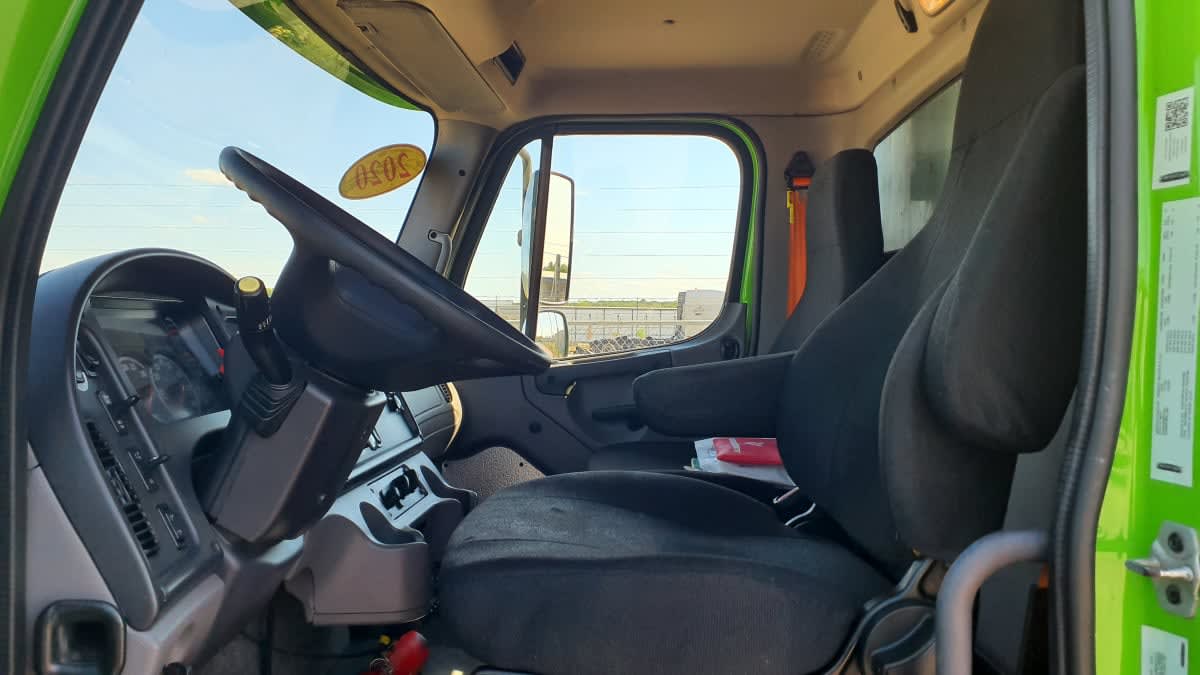2020 Freightliner M2 106 in Birmingham, AL — photo 8