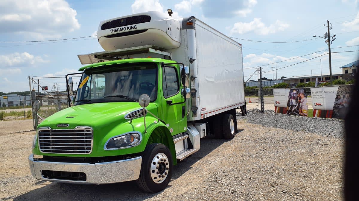 2020 Freightliner M2 106