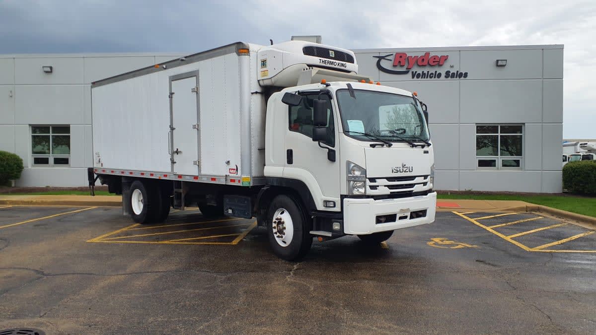 2020 Isuzu FTR in Bolingbrook, IL — photo 3