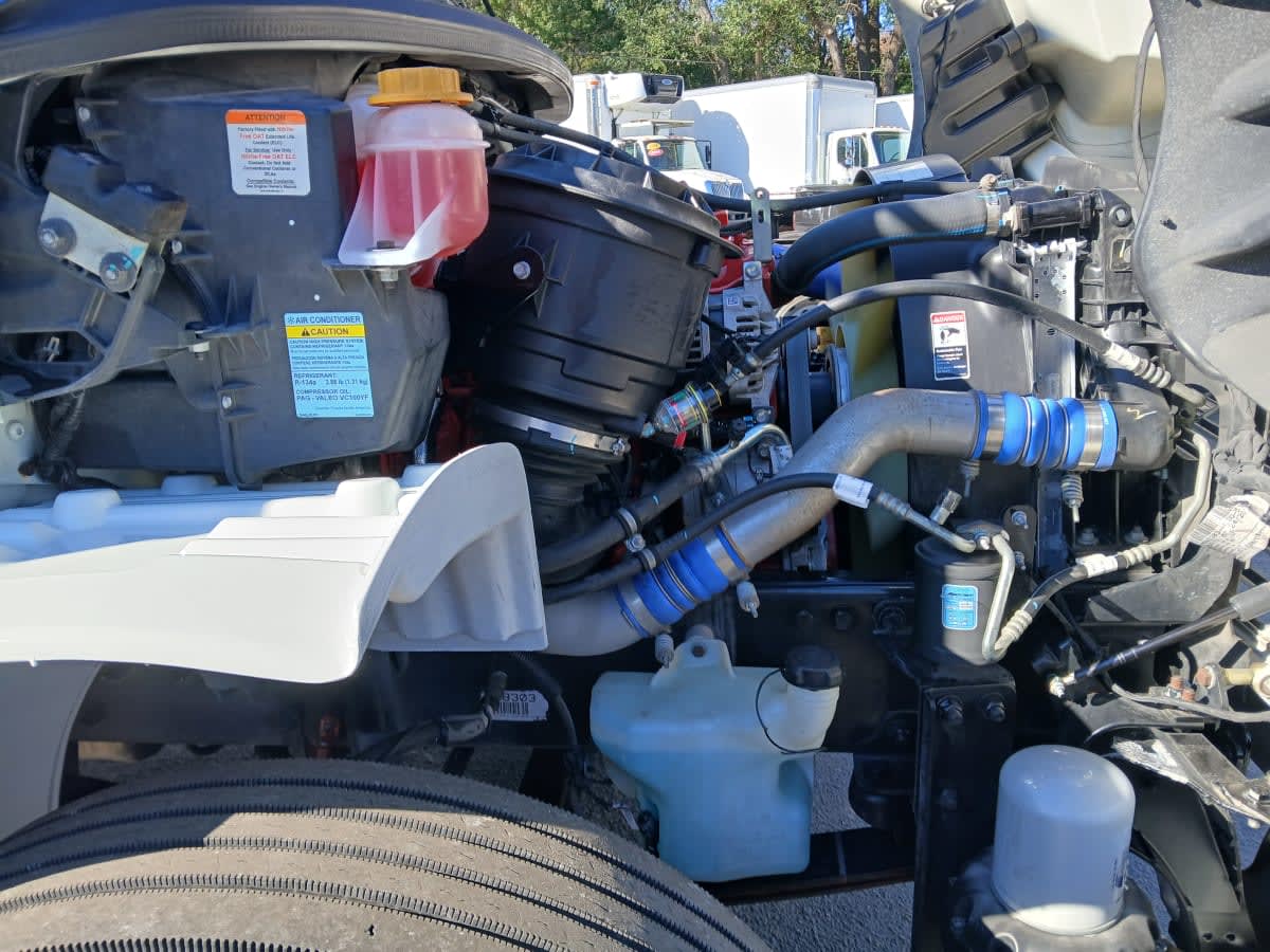 2021 Freightliner M2 106 in Jacksonville, FL — photo 11
