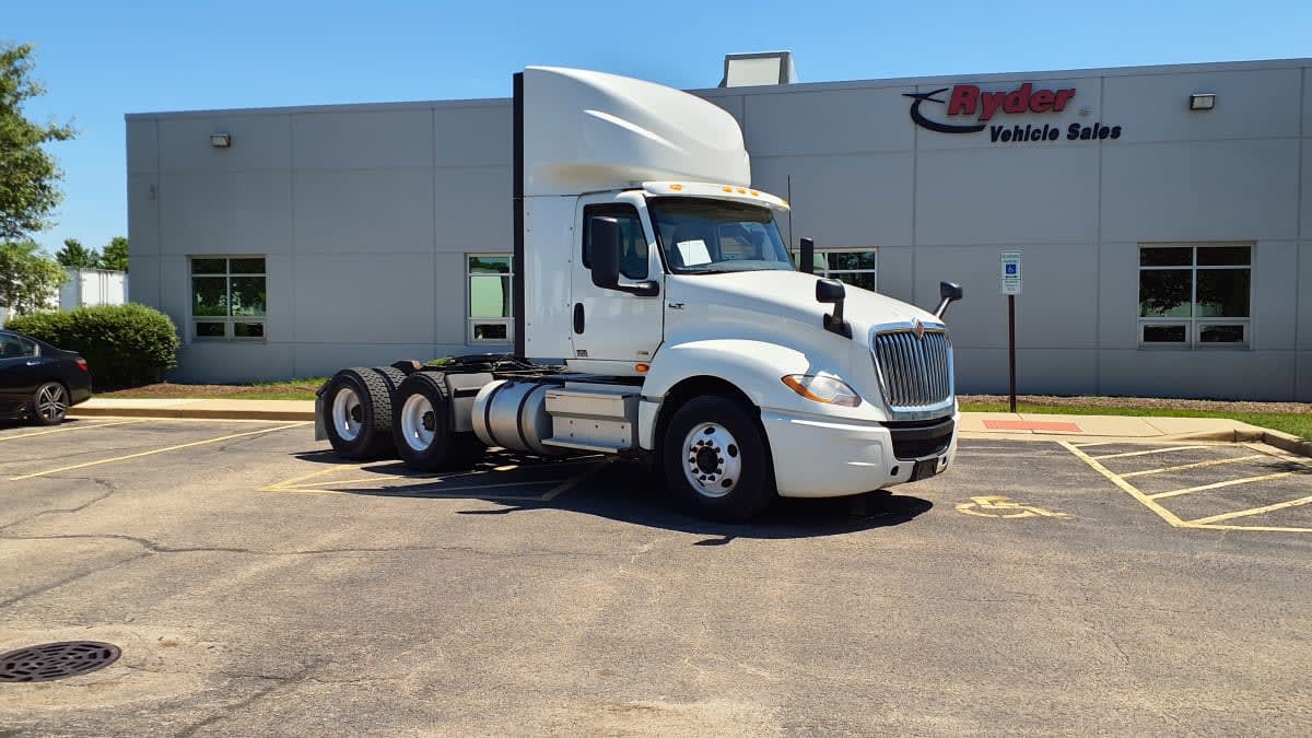 2019 International LT in Bolingbrook, IL — photo 3