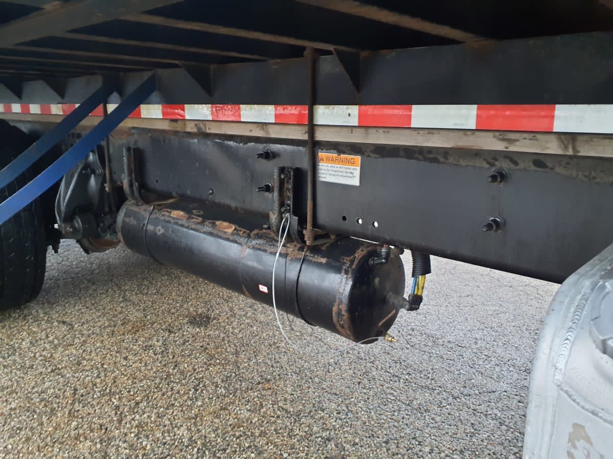 2015 Freightliner M2 106 in Wayland, MI — photo 12