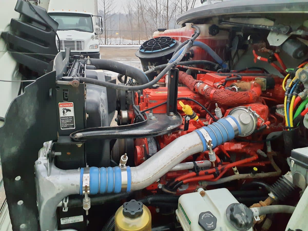 2015 Freightliner M2 106 in Wayland, MI — photo 9