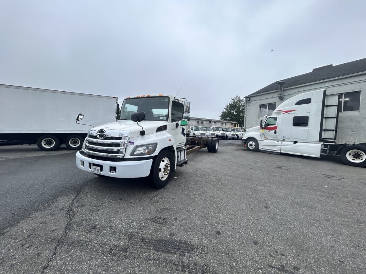 2015 Hino 338