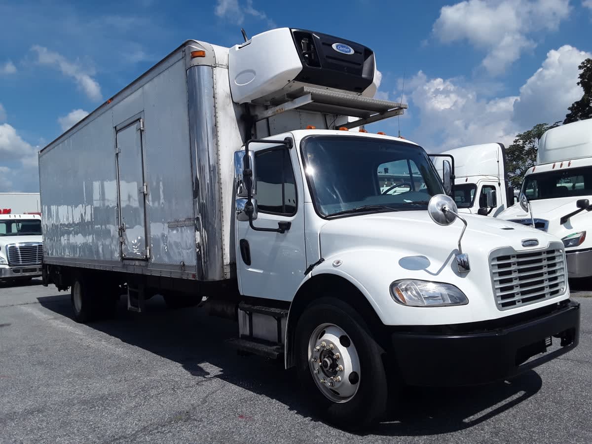 2016 Freightliner M2 106 in Allentown, PA — photo 3