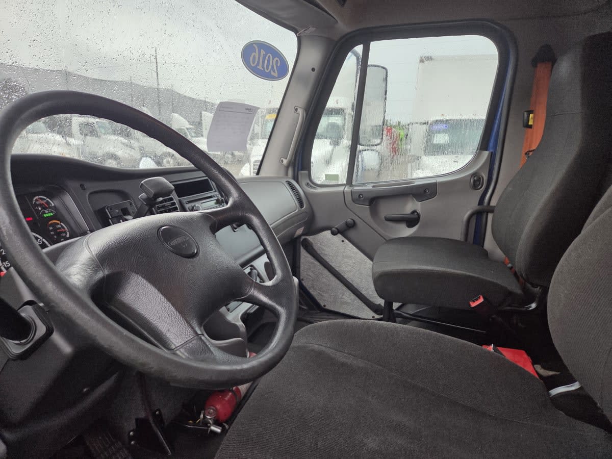 2016 Freightliner M2 106 in St. Rose, LA — photo 7