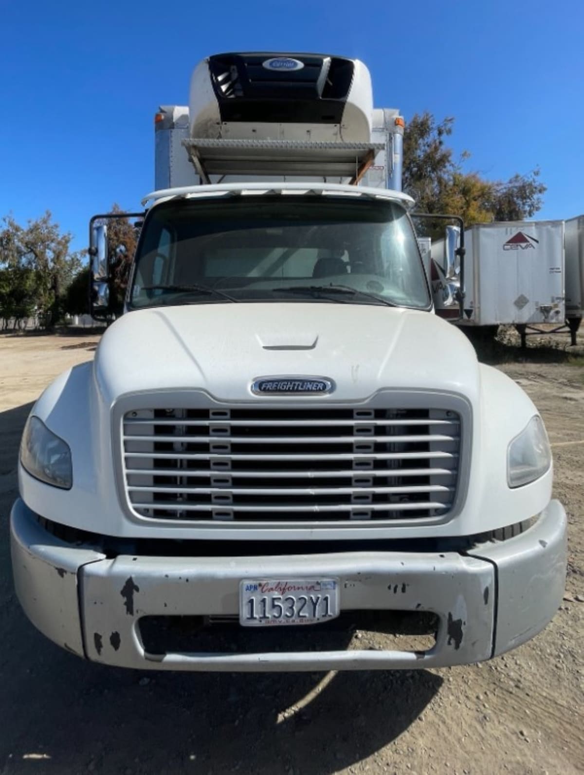 2016 Freightliner M2 106 in Hayward, CA — photo 2