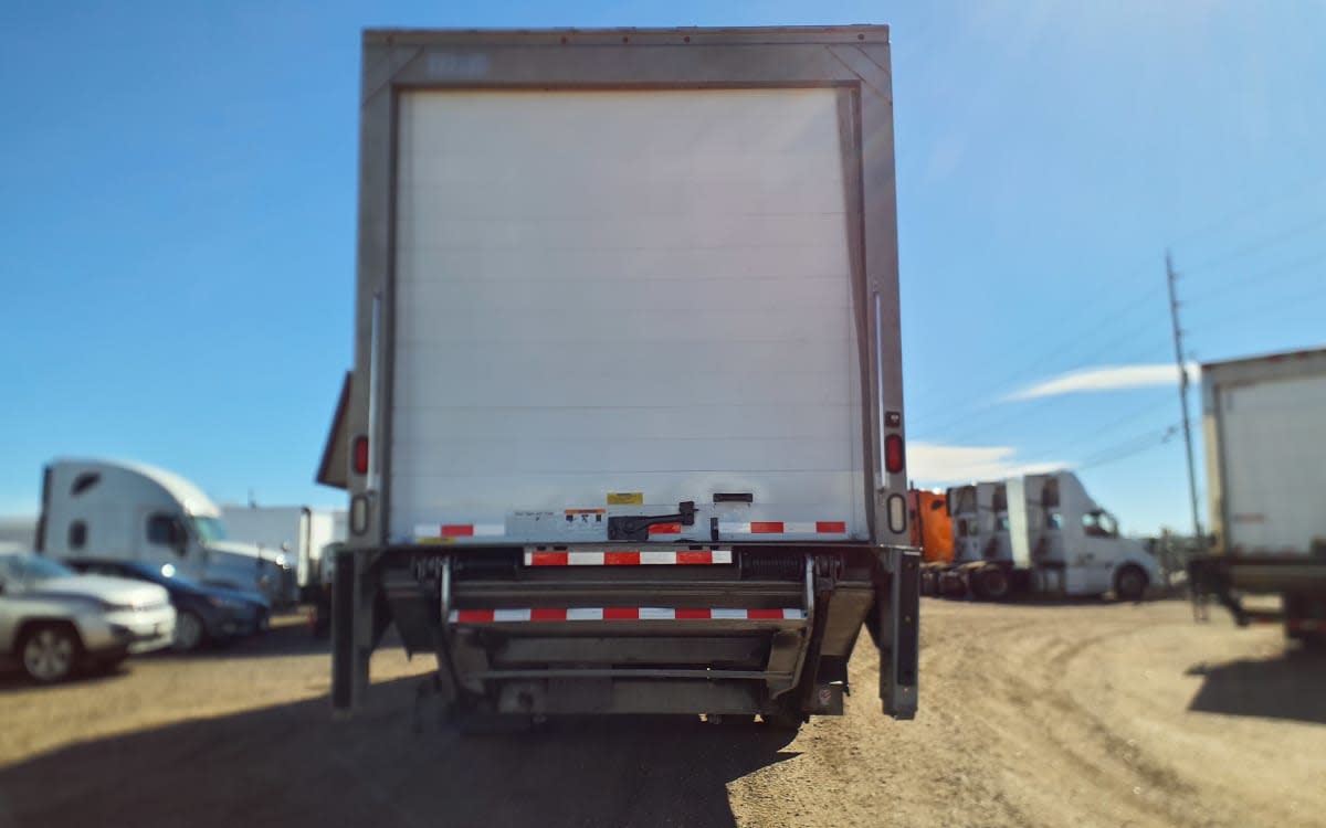2015 International 4300 in Commerce City, CO — photo 5