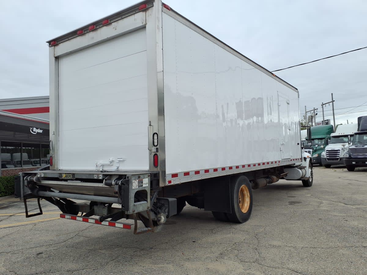 2016 International 4300 in Warwick, RI — photo 4