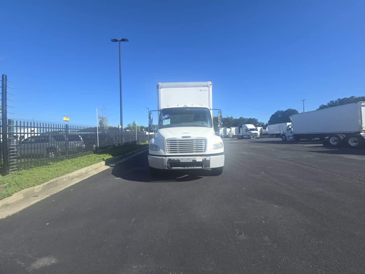 2016 Freightliner M2 106 in Atlanta, GA — photo 2
