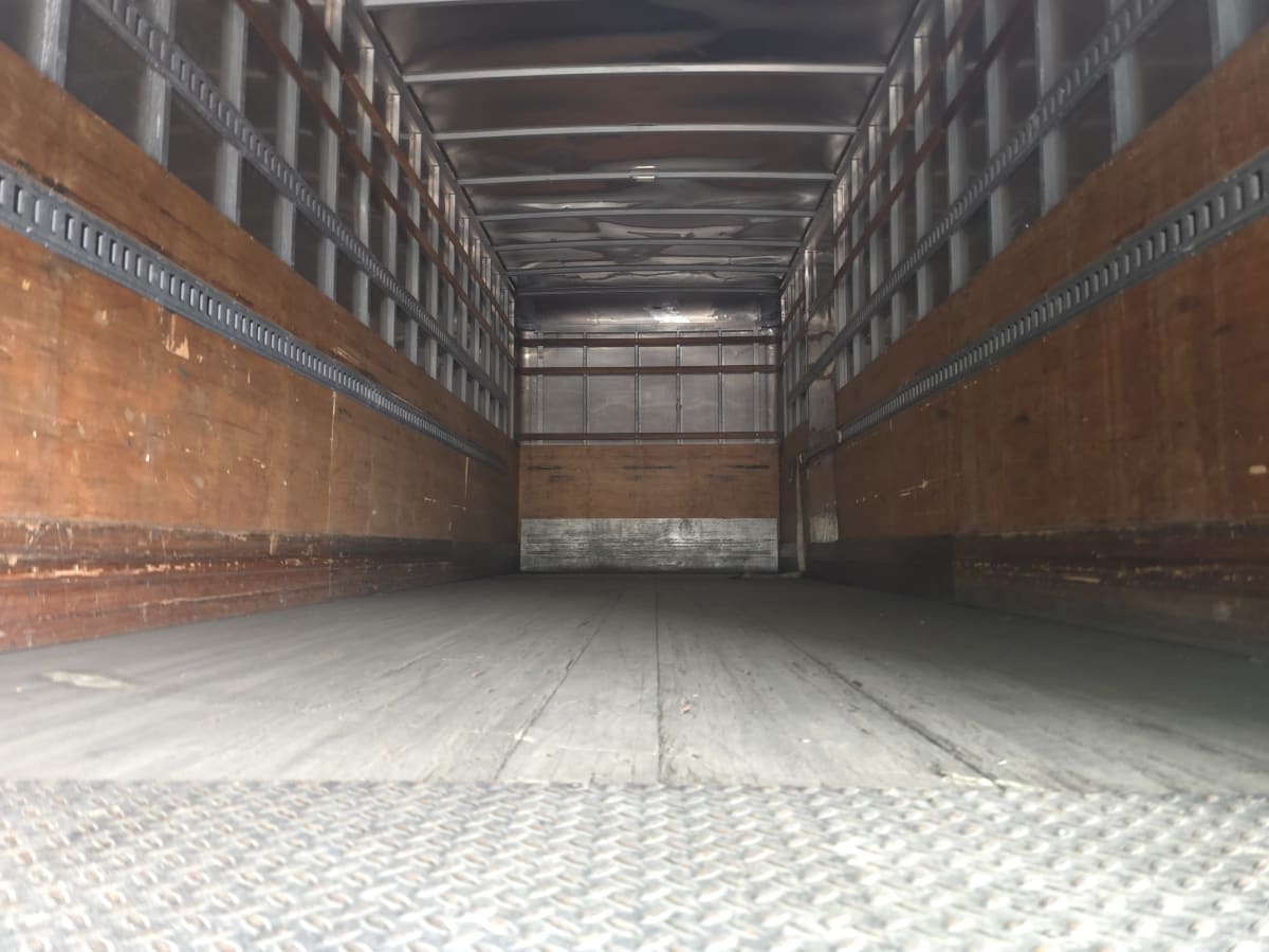2016 Freightliner M2 106 in Atlanta, GA — photo 8