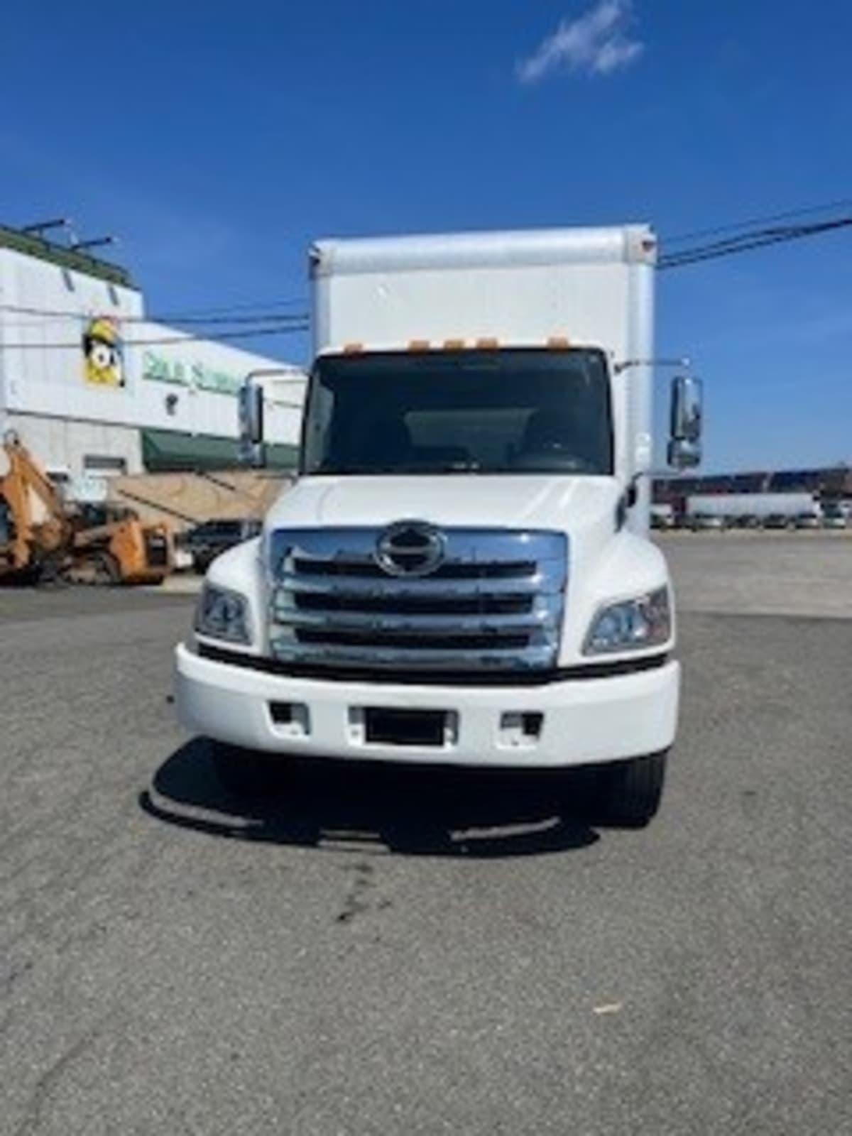 2016 Hino 268 in Newark, NJ — photo 2