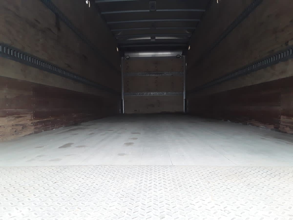 2023 Freightliner M2 106 in Pittsburgh, PA — photo 8