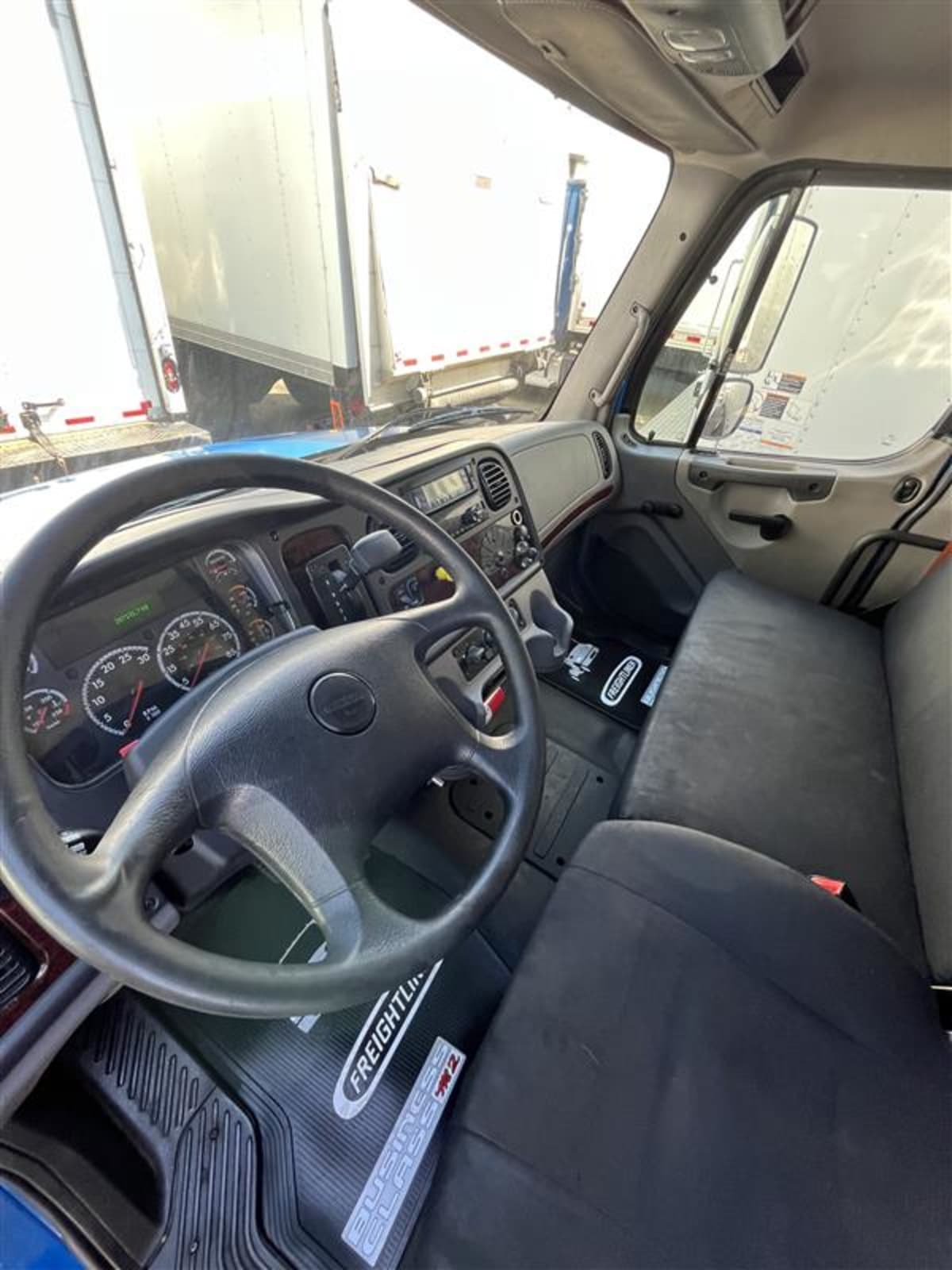 2018 Freightliner M2 106 in Ashland, VA — photo 8