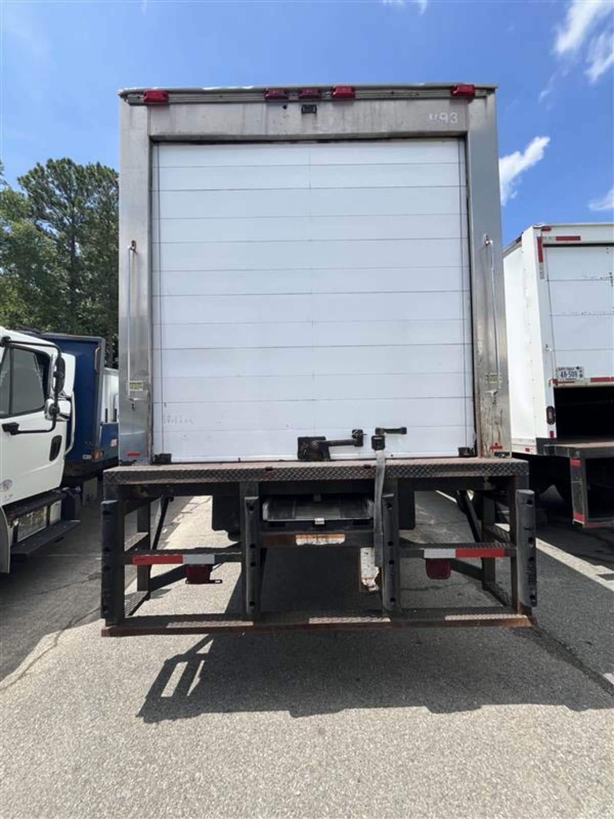 2018 Freightliner M2 106 in Ashland, VA — photo 5