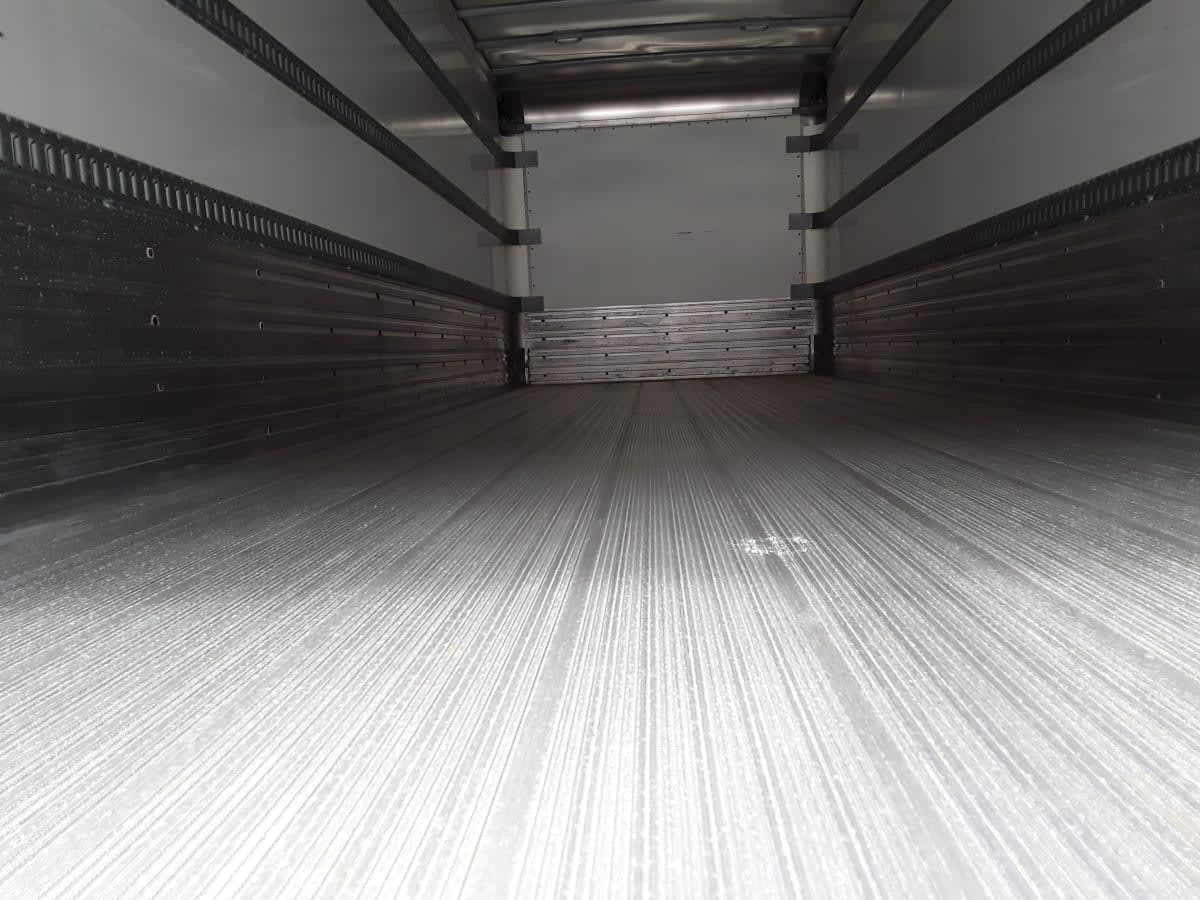 2022 Freightliner M2 106 in Kansas City, MO — photo 9
