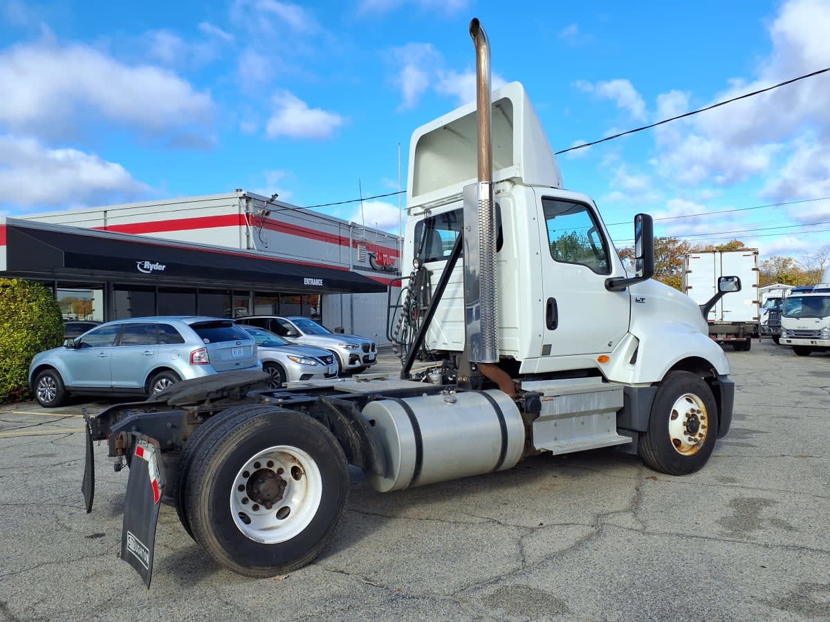 2021 International LT in Warwick, RI — photo 4