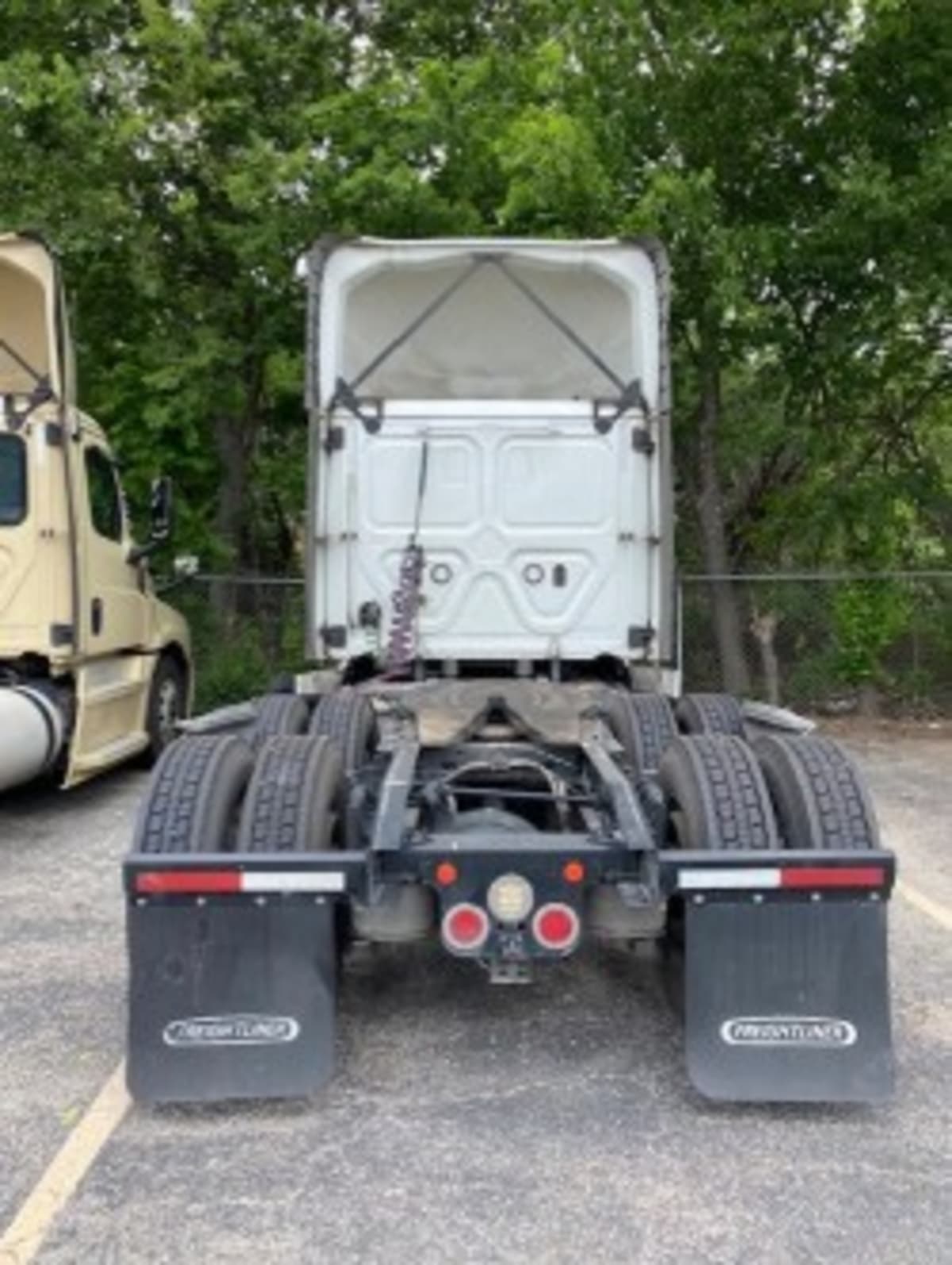 2022 Freightliner Cascadia in Converse, TX — photo 5