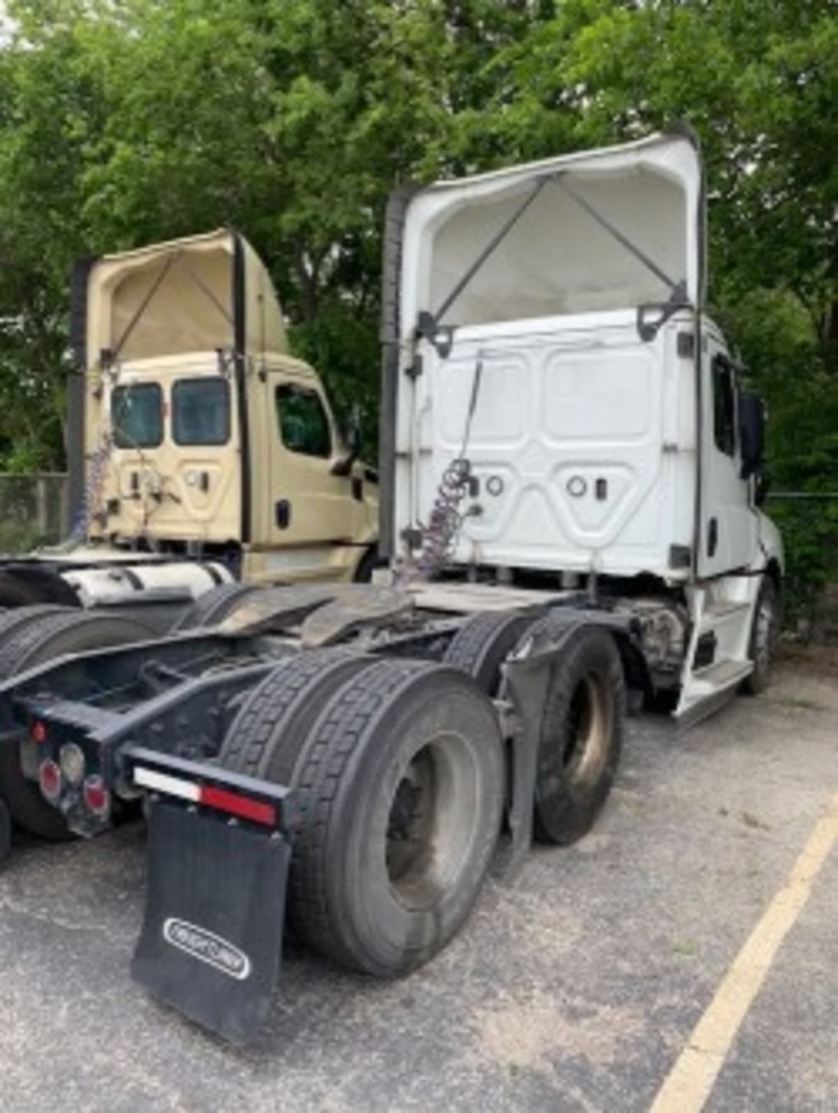 2022 Freightliner Cascadia in Converse, TX — photo 4