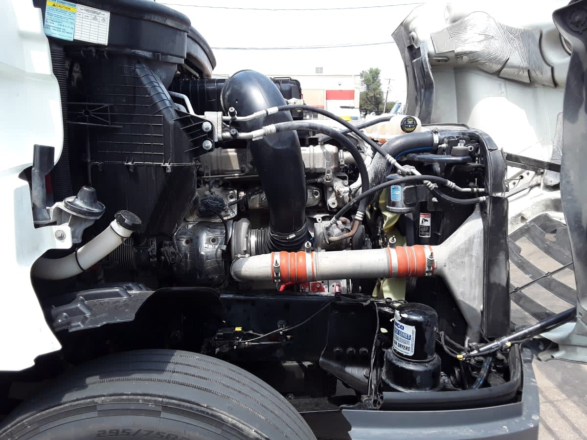 2022 Freightliner Cascadia in Dallas, TX — photo 9