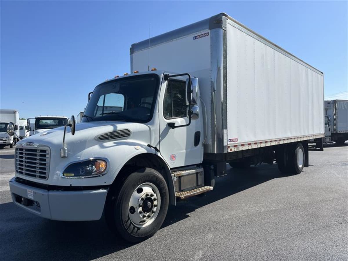 2022 Freightliner M2 106