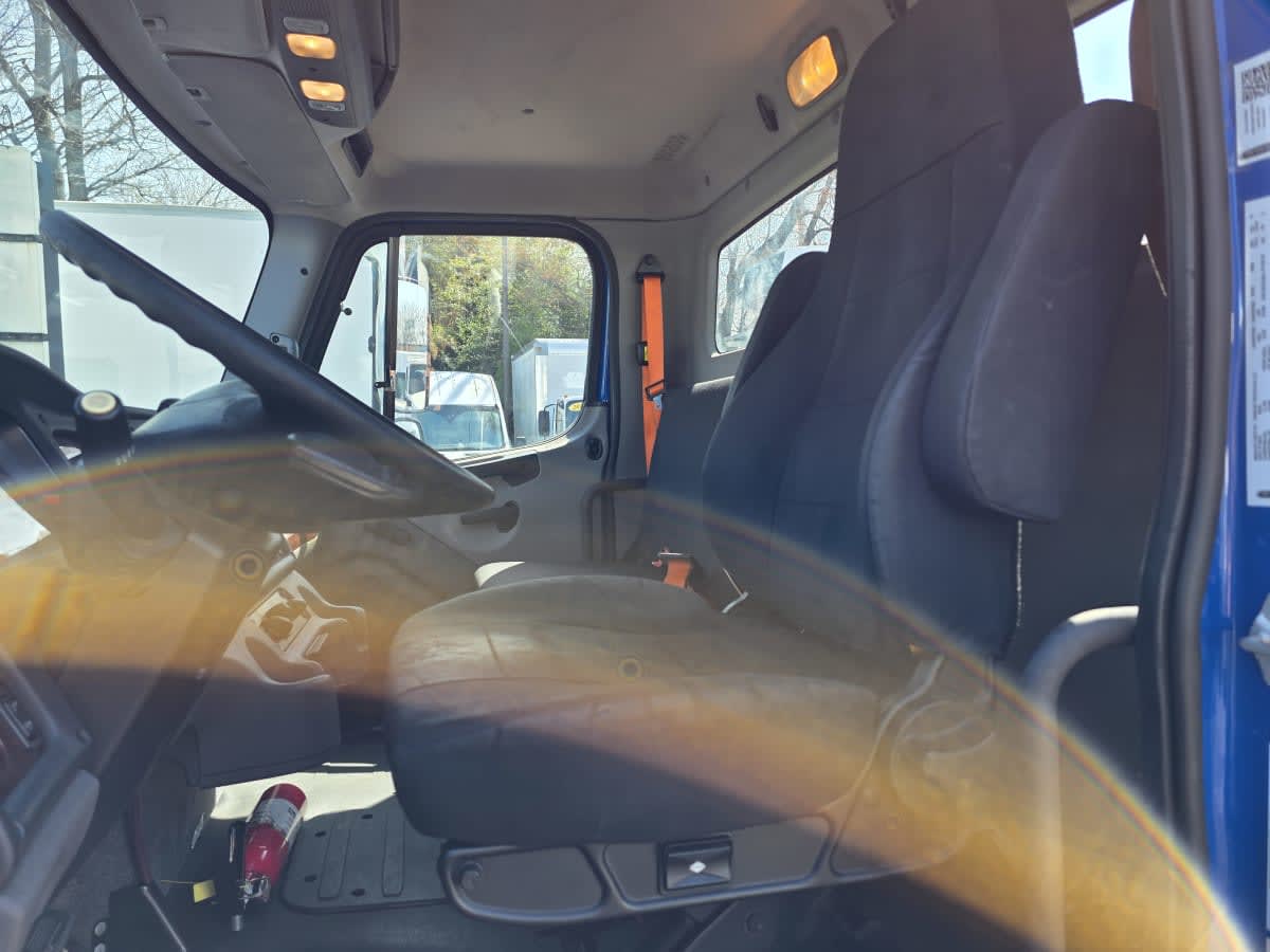 2019 Freightliner M2 106 in Bensalem, PA — photo 7