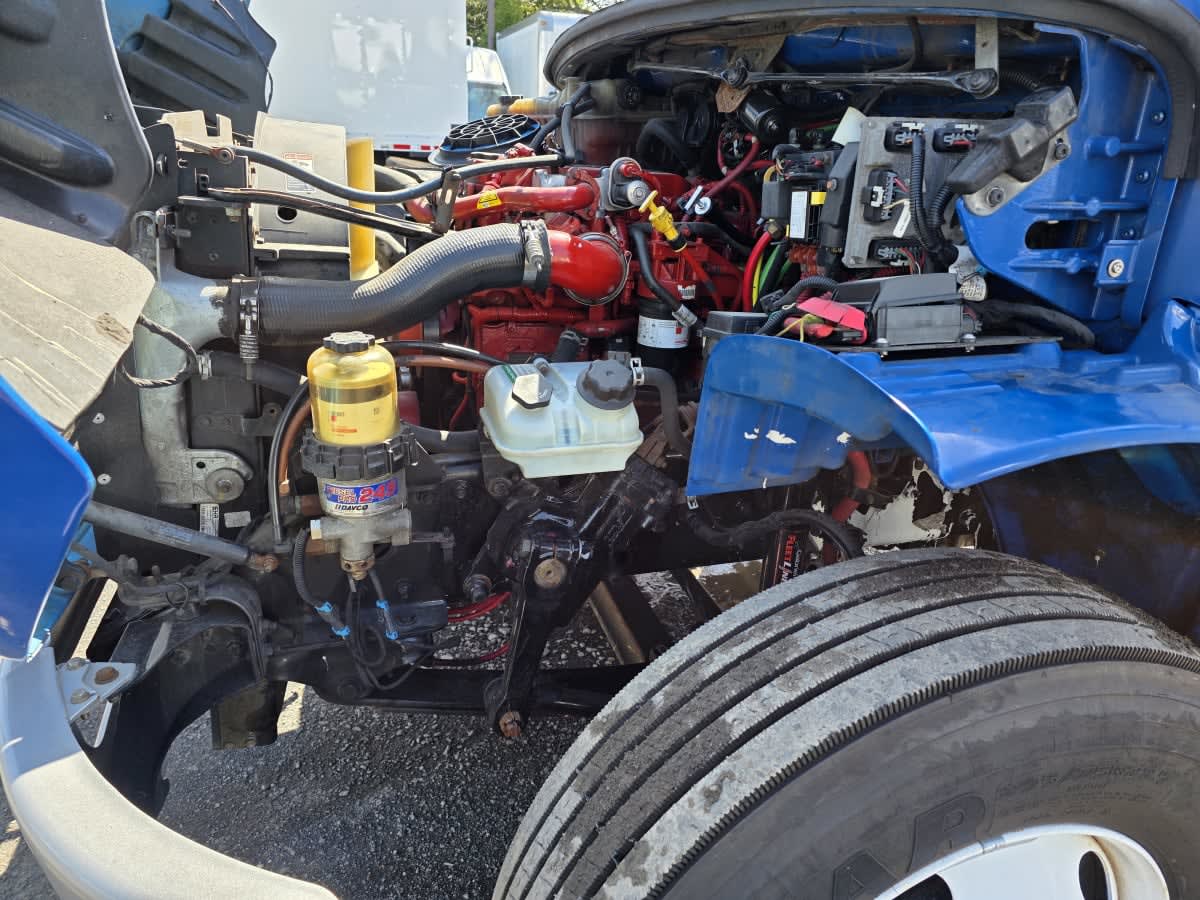 2019 Freightliner M2 106 in Bensalem, PA — photo 8