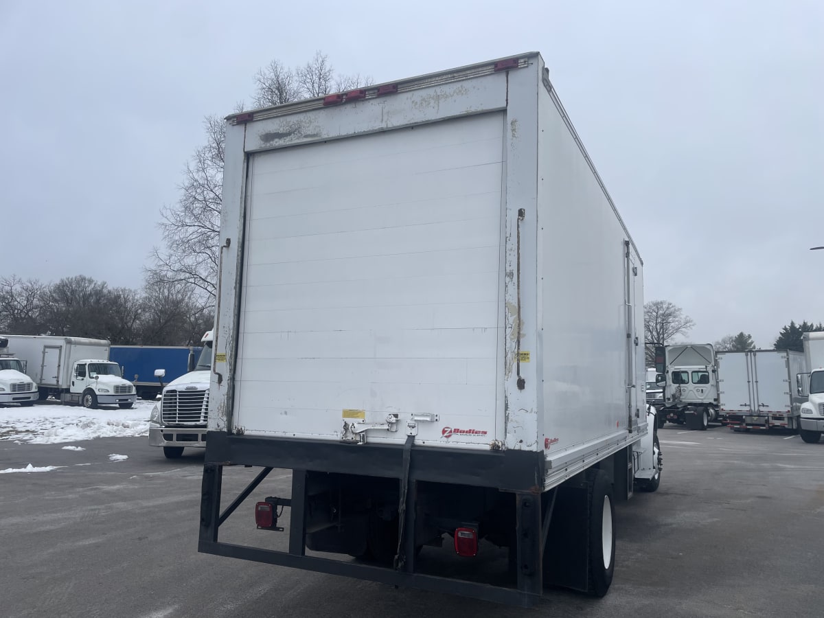 2018 Freightliner M2 106 in Beltsville, MD — photo 5