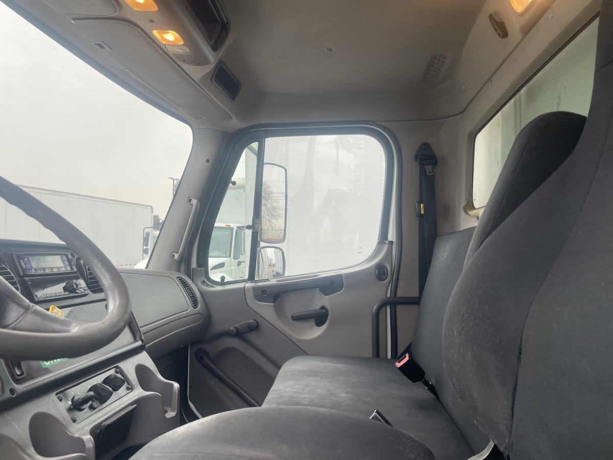 2018 Freightliner M2 106 in Beltsville, MD — photo 9