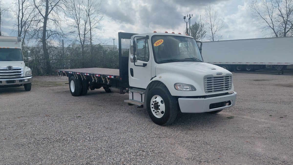 2014 Freightliner M2 106 in West Chester, OH — photo 3