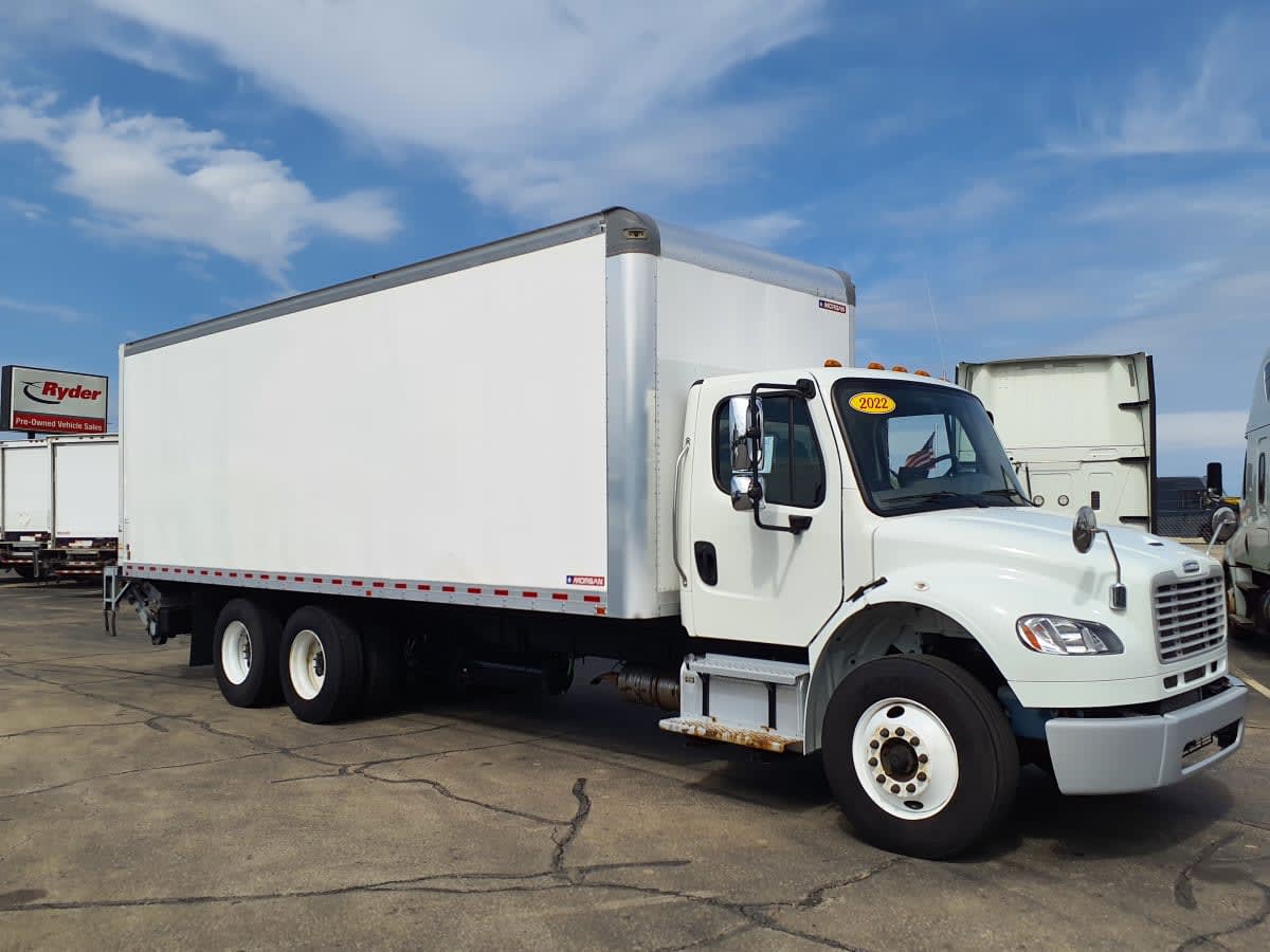 2022 Freightliner M2 106 in Oak Creek, WI — photo 3