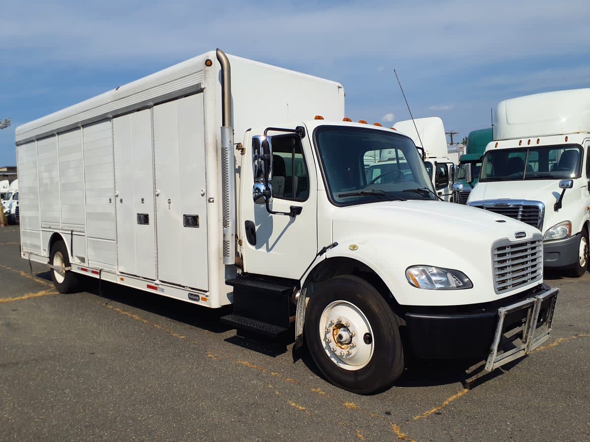 2014 Freightliner M2 106 in Springfield, MA — photo 3