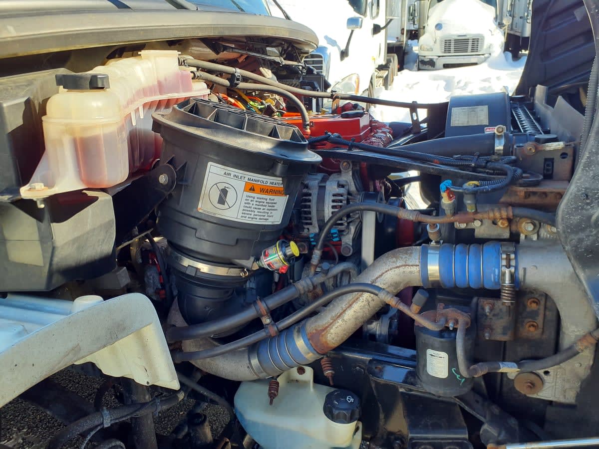 2014 Freightliner M2 106 in Springfield, MA — photo 12