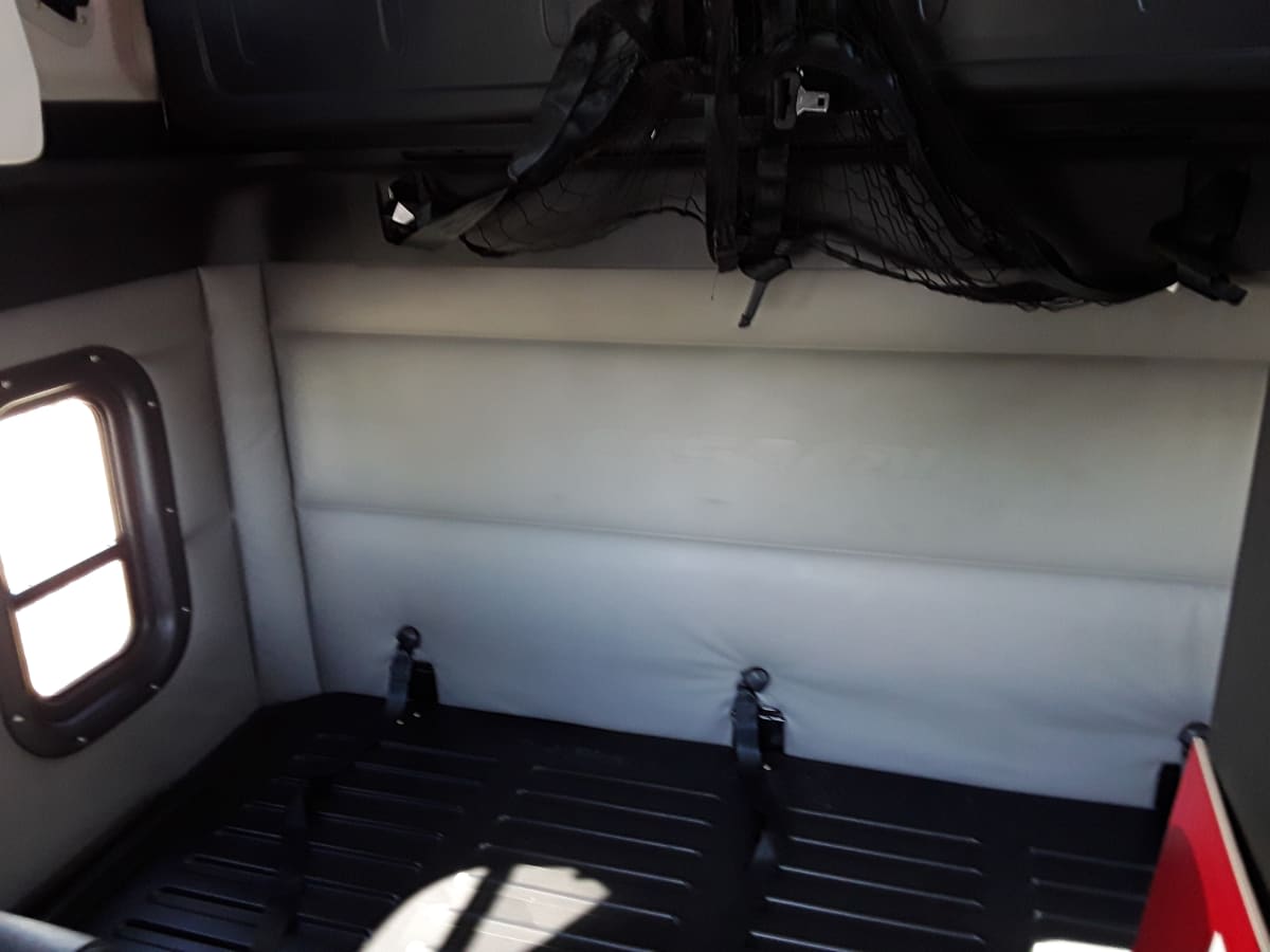 2022 Freightliner Cascadia in Altoona, IA — photo 8