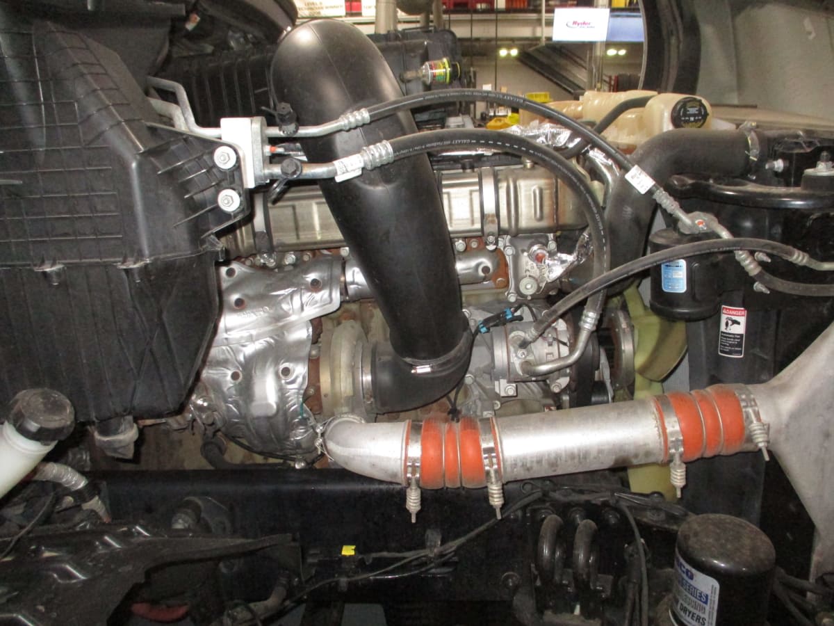 2021 Freightliner Cascadia in Commerce City, CO — photo 10