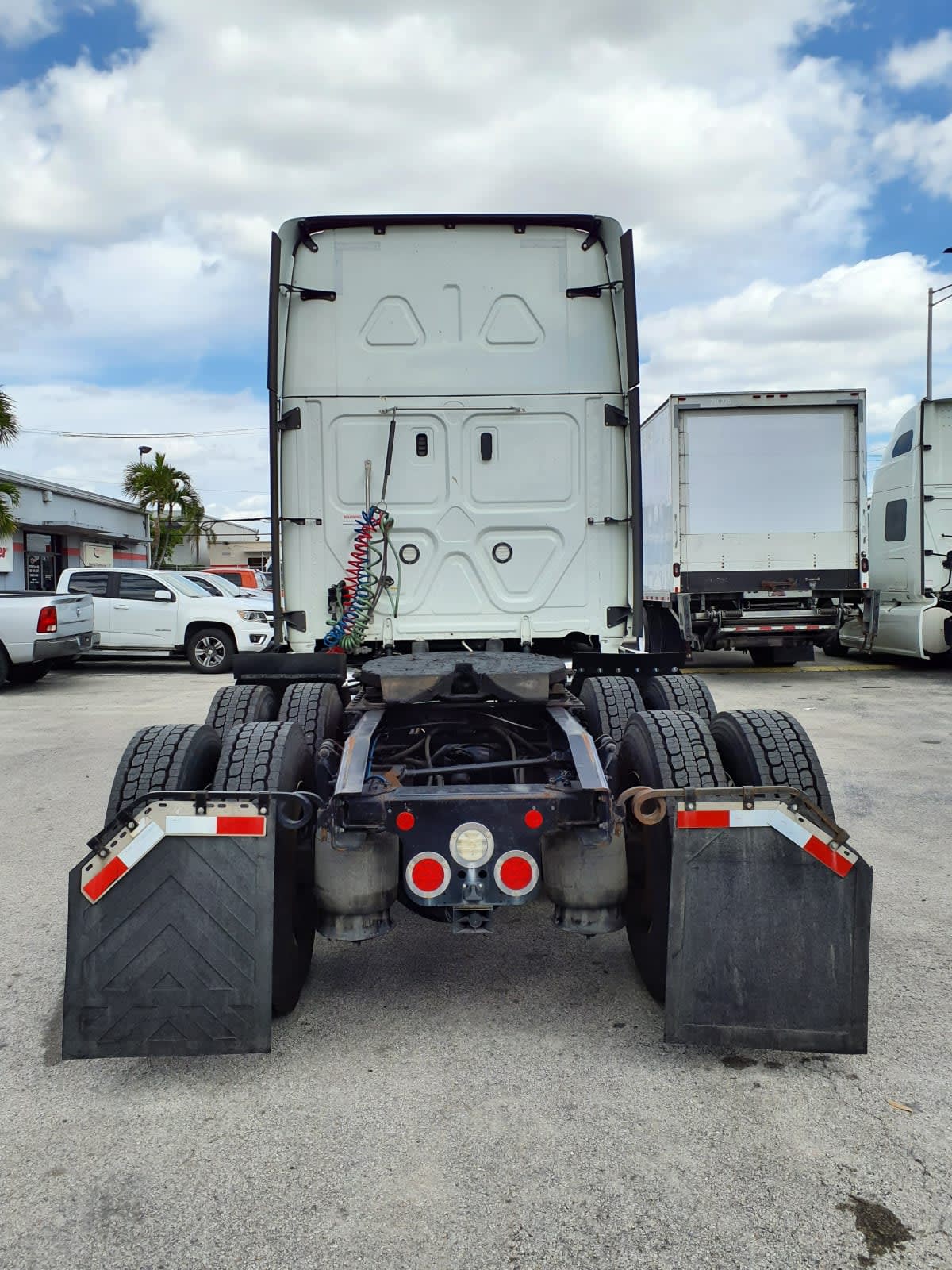 2022 Freightliner Cascadia in Atlanta, GA — photo 5