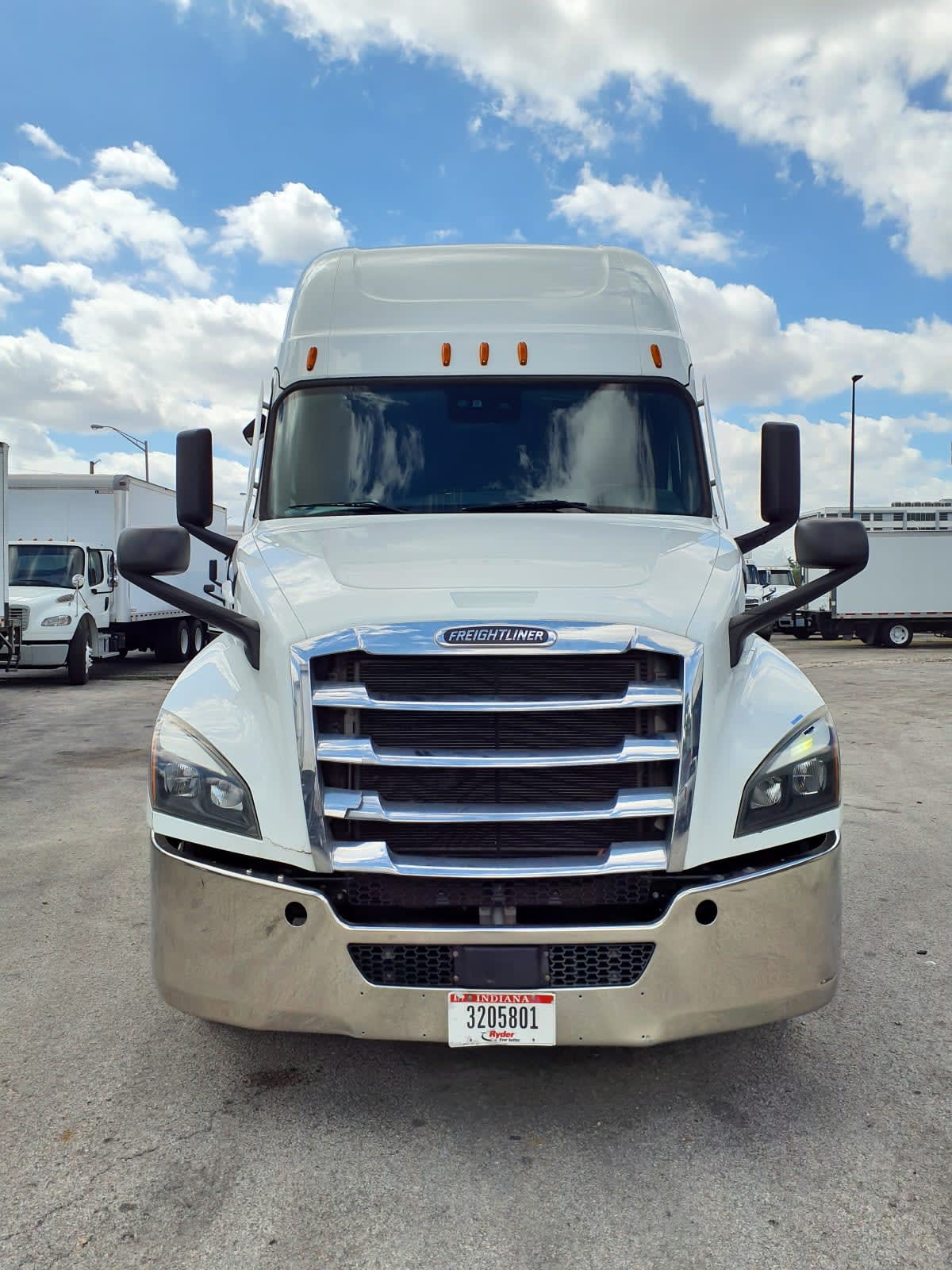 2022 Freightliner Cascadia in Atlanta, GA — photo 2
