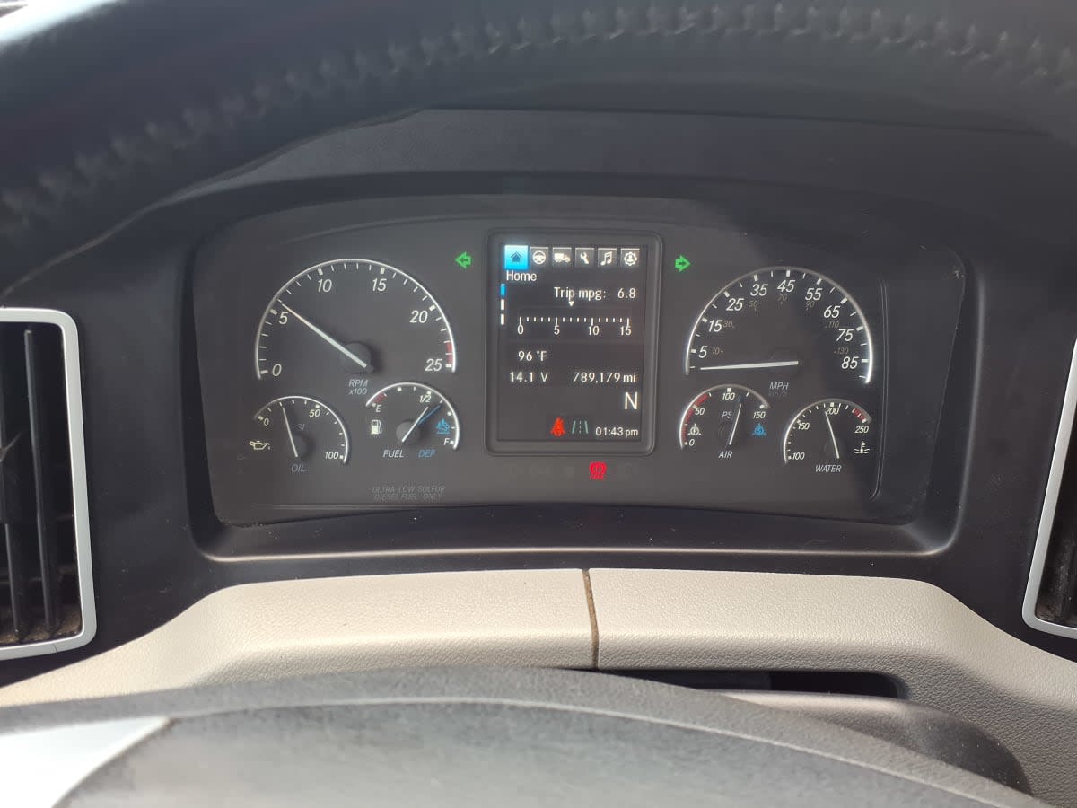 2022 Freightliner Cascadia in Fort Worth, TX — photo 12