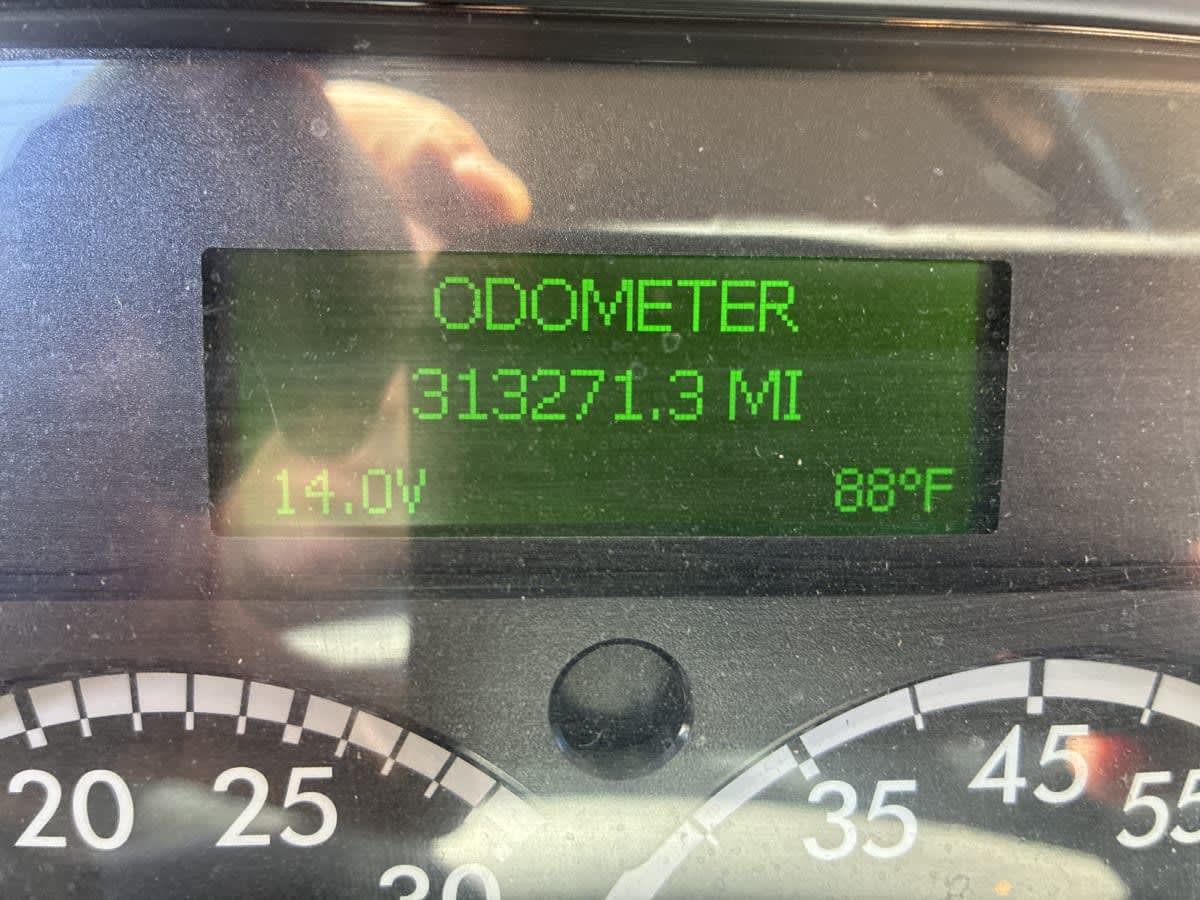 2022 Freightliner M2 106 in Syracuse, NY — photo 11