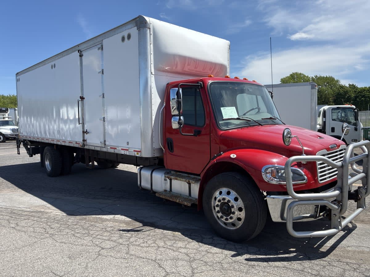 2022 Freightliner M2 106 in Syracuse, NY — photo 3