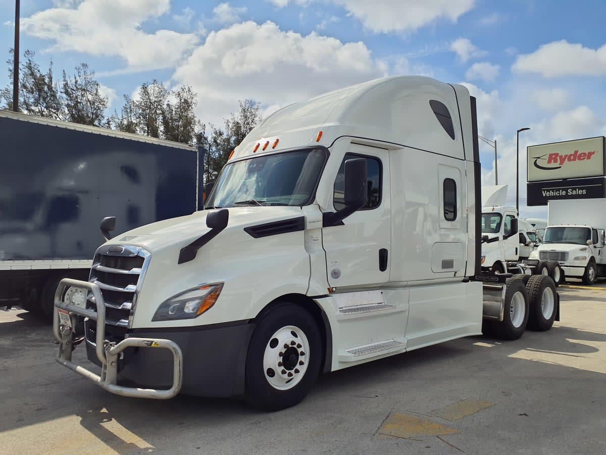 2022 Freightliner Cascadia