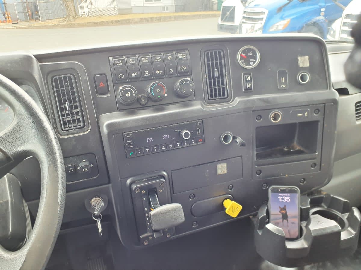2023 International MV in Springfield, MA — photo 7