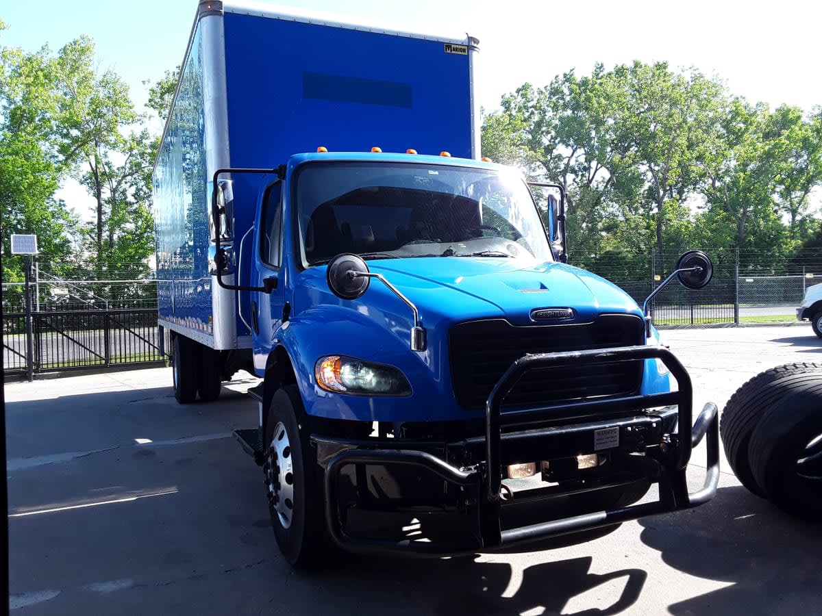 2022 Freightliner M2 106 in Kansas City, MO — photo 3