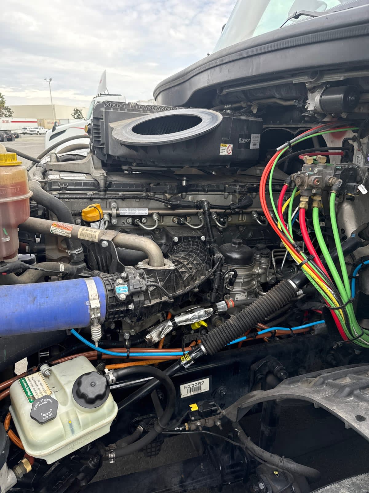 2023 Freightliner Cascadia in Pomona, CA — photo 9
