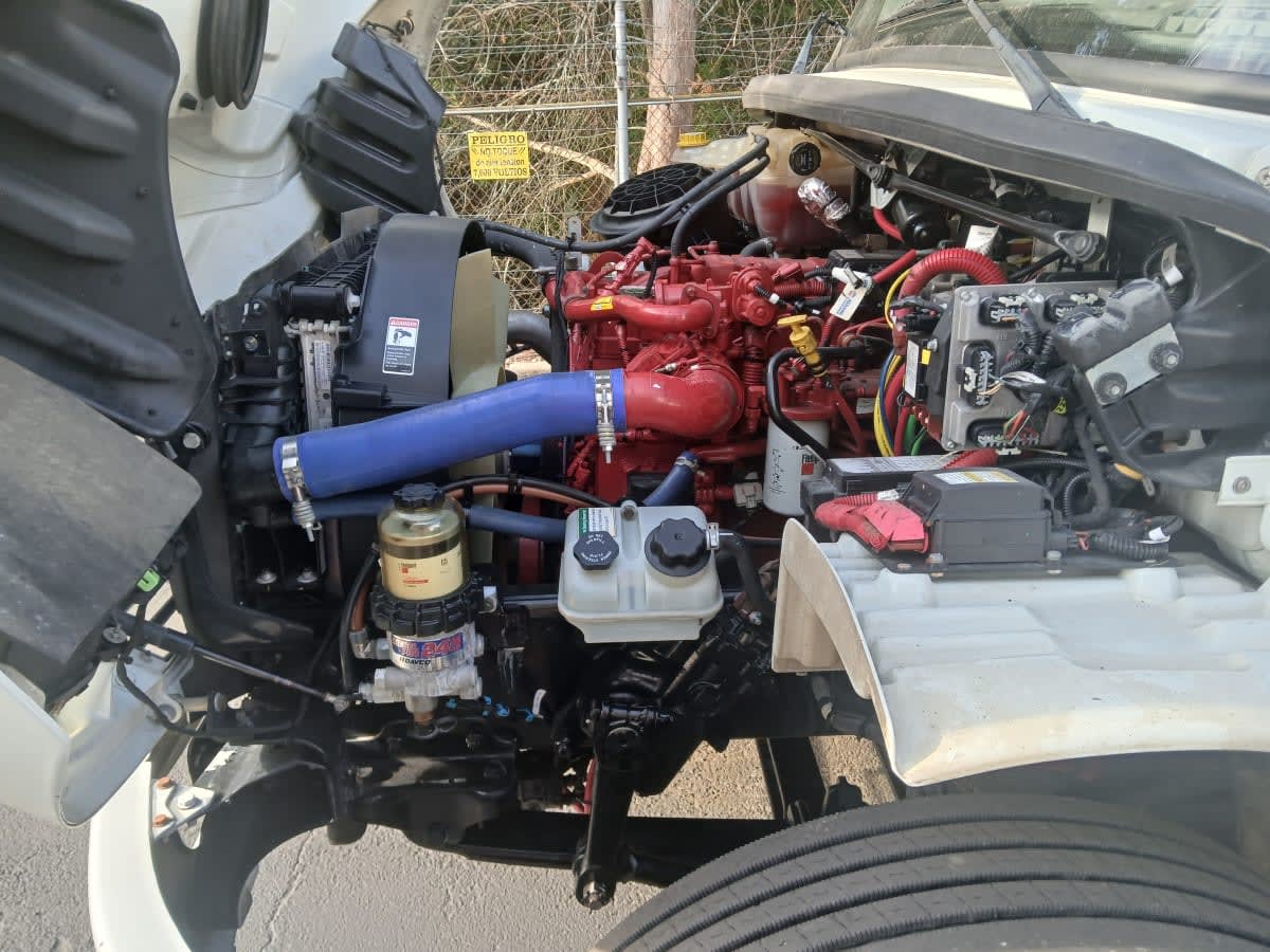 2023 Freightliner M2 106 in Atlanta, GA — photo 9